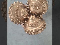 Mining van trionebits voor middelhard gesteente